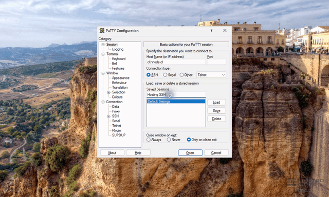 Acercamiento al formulario Session de PuTTY, con los campos Host Name, Port y Connection type destacados.